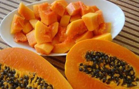 木瓜的功效與作用和禁忌？吃木瓜有什么好處及木瓜怎么吃能生吃嗎？