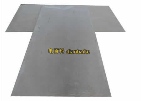 防火板材料的耐火等級應(yīng)達(dá)到一級 